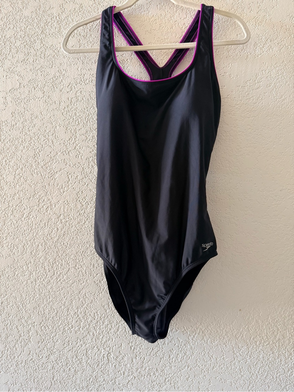 SPEEDO One Piece Athletic Black Purple Racerback Straps Swimsuit Womens Sz 16